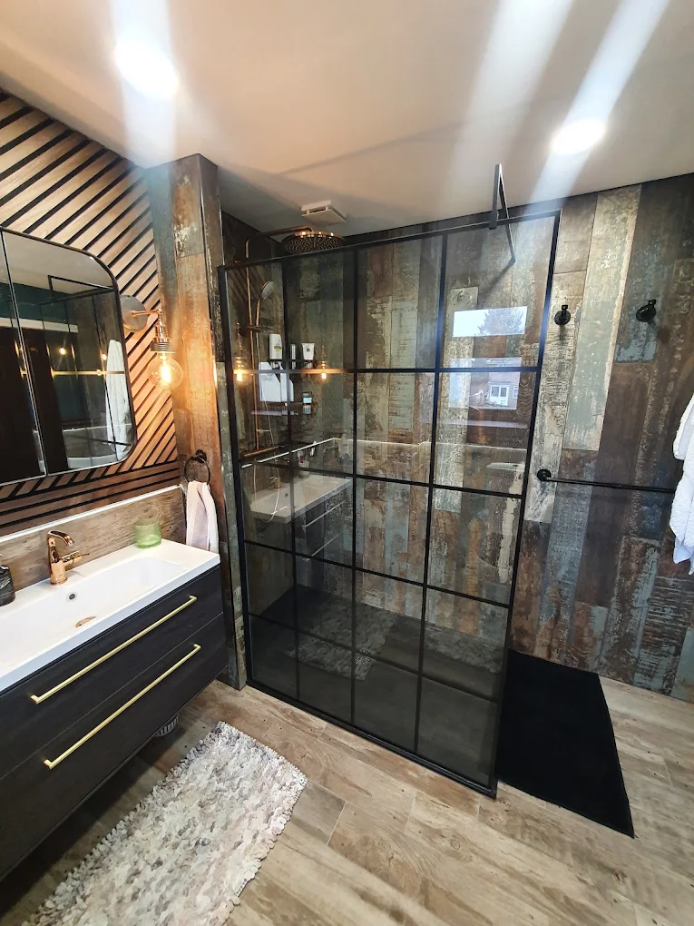 Bathroom renovation completed by CIN Construction